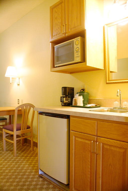 Lexington Inn & Suites Columbus-Polaris Kamer foto