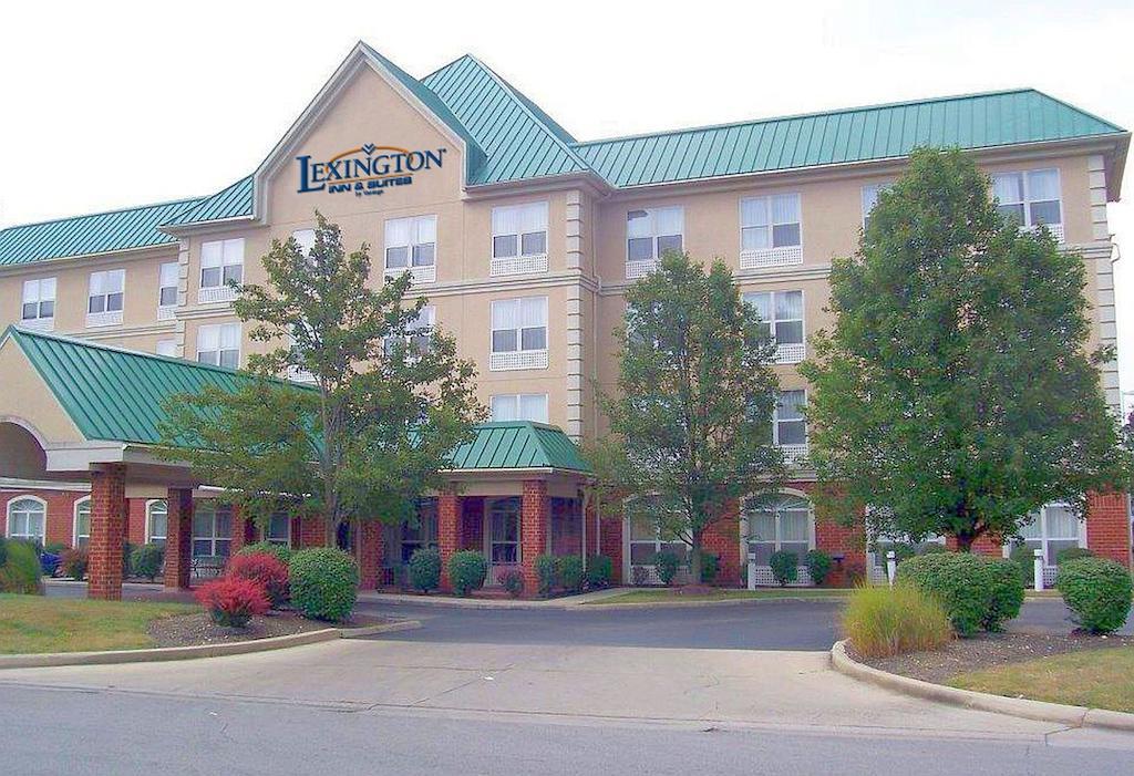 Lexington Inn & Suites Columbus-Polaris Buitenkant foto