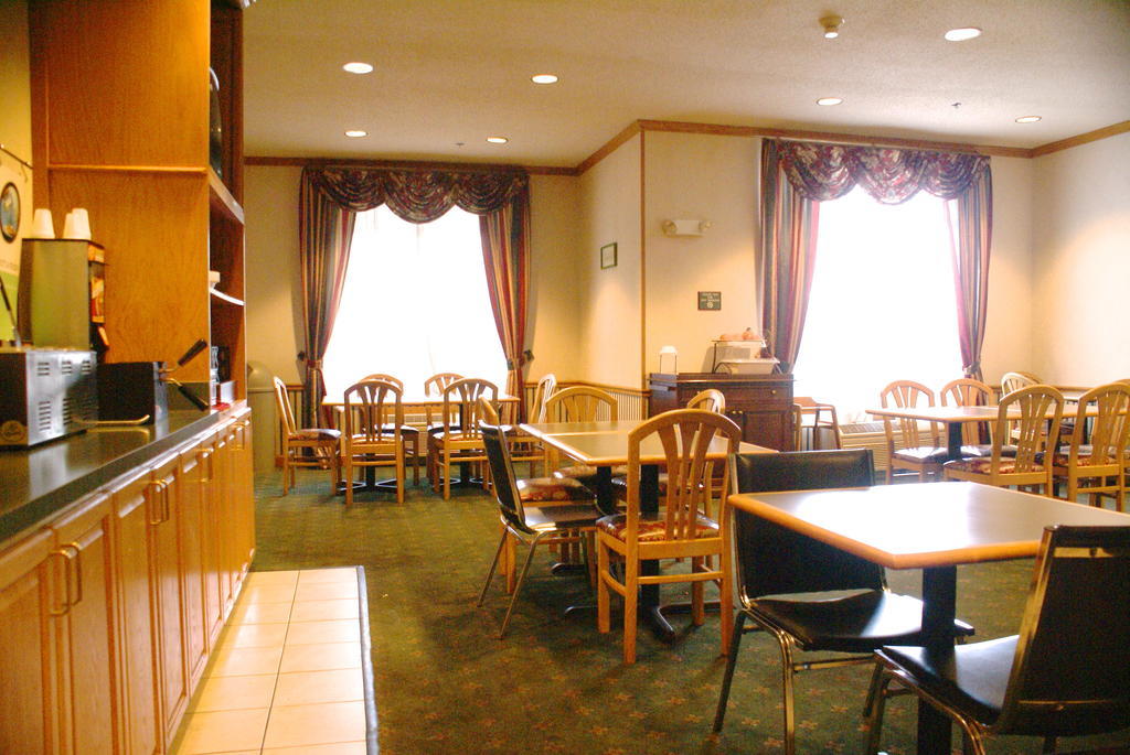 Lexington Inn & Suites Columbus-Polaris Buitenkant foto